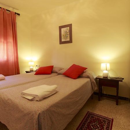 Ca La Conxita Hostal & Restaurante Hotel La Vajol Luaran gambar