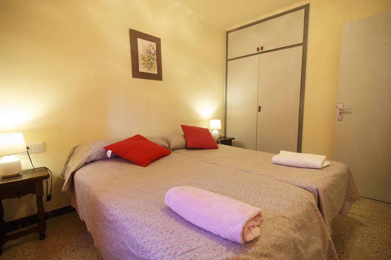 Ca La Conxita Hostal & Restaurante Hotel La Vajol Luaran gambar