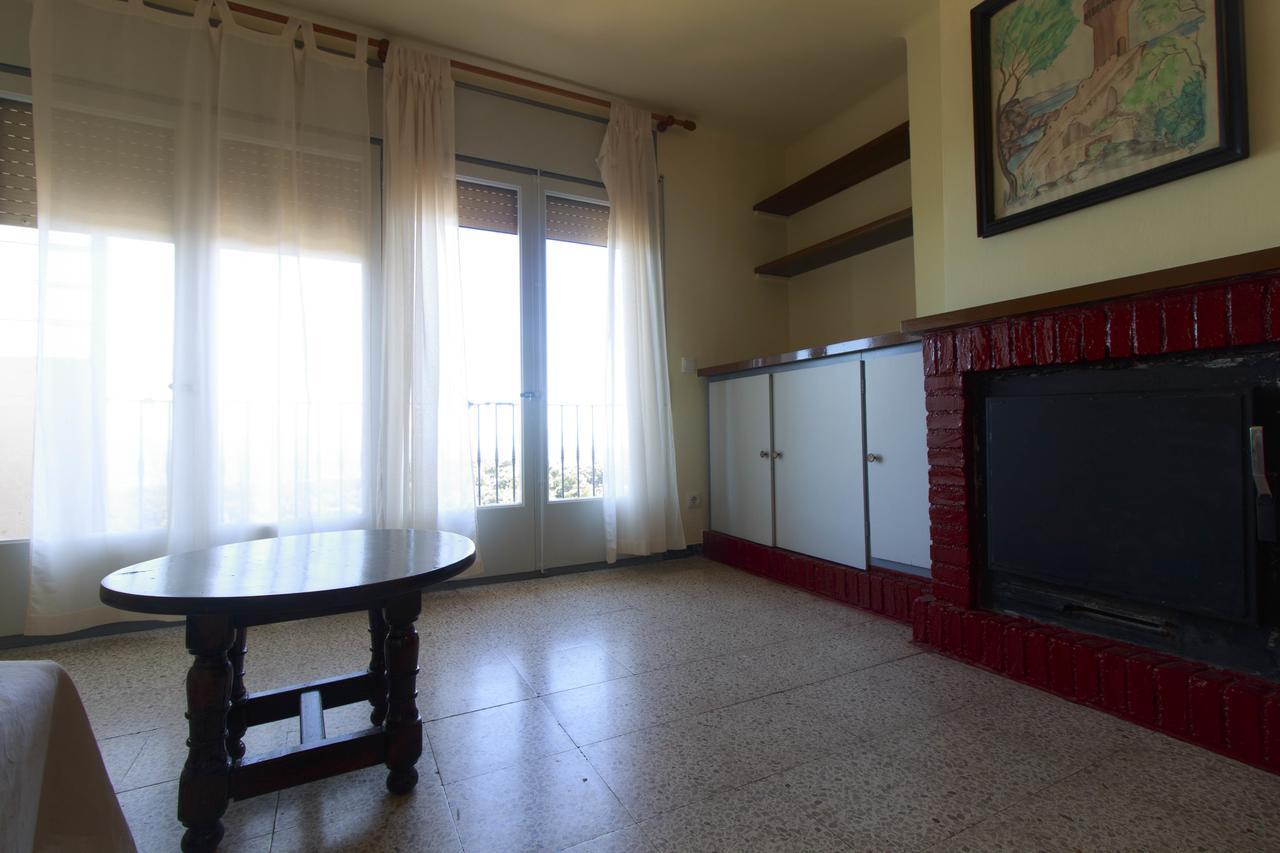 Ca La Conxita Hostal & Restaurante Hotel La Vajol Luaran gambar