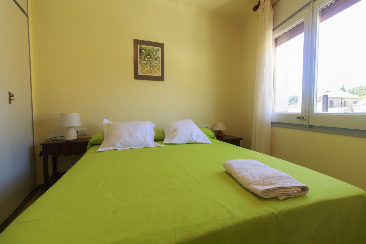 Ca La Conxita Hostal & Restaurante Hotel La Vajol Luaran gambar